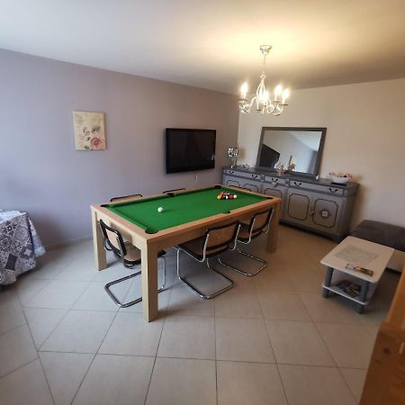 Logis de ReuNeuBeuL Les Peintures Extérieur photo